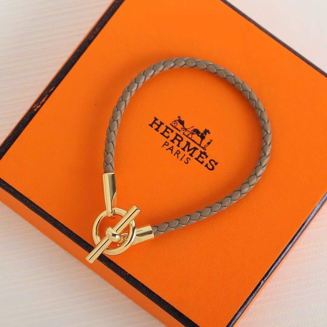 Hermes Glenan Bracelet Rose Gold Swift Calfskin and Metal Étoupe H071681FO18T2 - Image 4