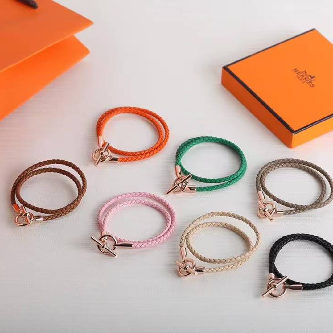 Hermes Glenan Double Tour Bracelet Yellow Gold Swift Calfskin and Metal Gold H071689F 37T2 - Image 14