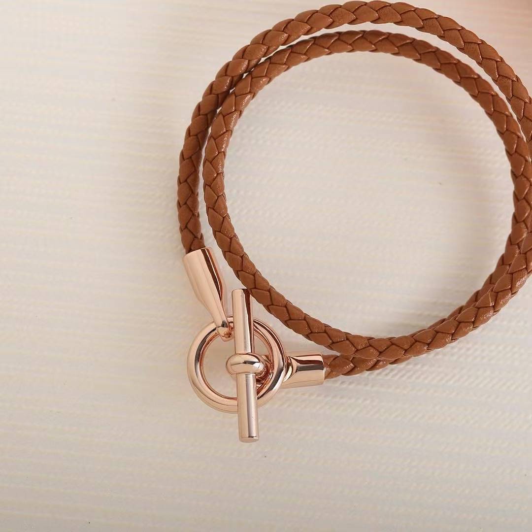 Hermes Glenan Double Tour Bracelet Yellow Gold Swift Calfskin and Metal Gold H071689F 37T2 - Image 12