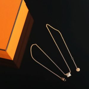 Hermès Clou d'H Pendant Necklace Rose Gold With Diamonds H223205B 0038 - Image 9