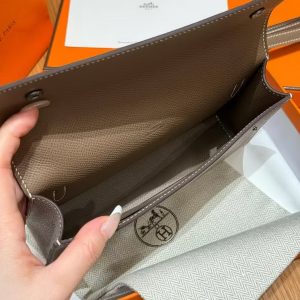 Hermes Hermèsnap Wallet Handmade In Epsom Calfskin Leather Silver Hardware ck18 Etoupe - Image 7