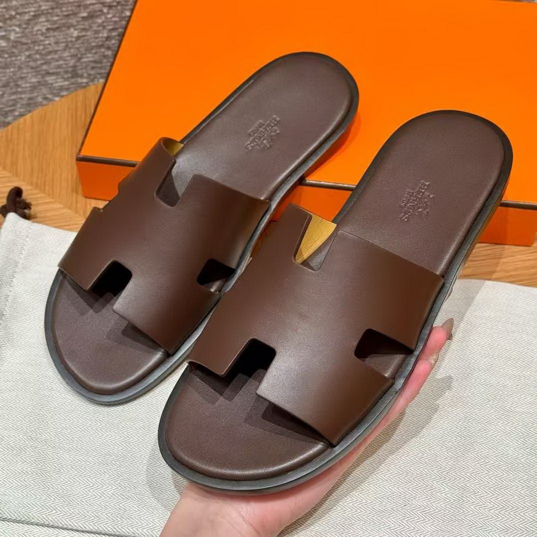 Hermes Izmir Sandal Men Calfskin Moka H041141ZH05390 - Image 2