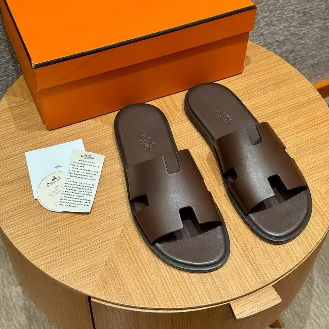 Hermes Izmir Sandal Men Calfskin Moka H041141ZH05390 - Image 4