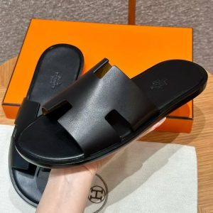 Alternative view of Hermes Izmir Sandal Men Calfskin Noir H041141ZH01390