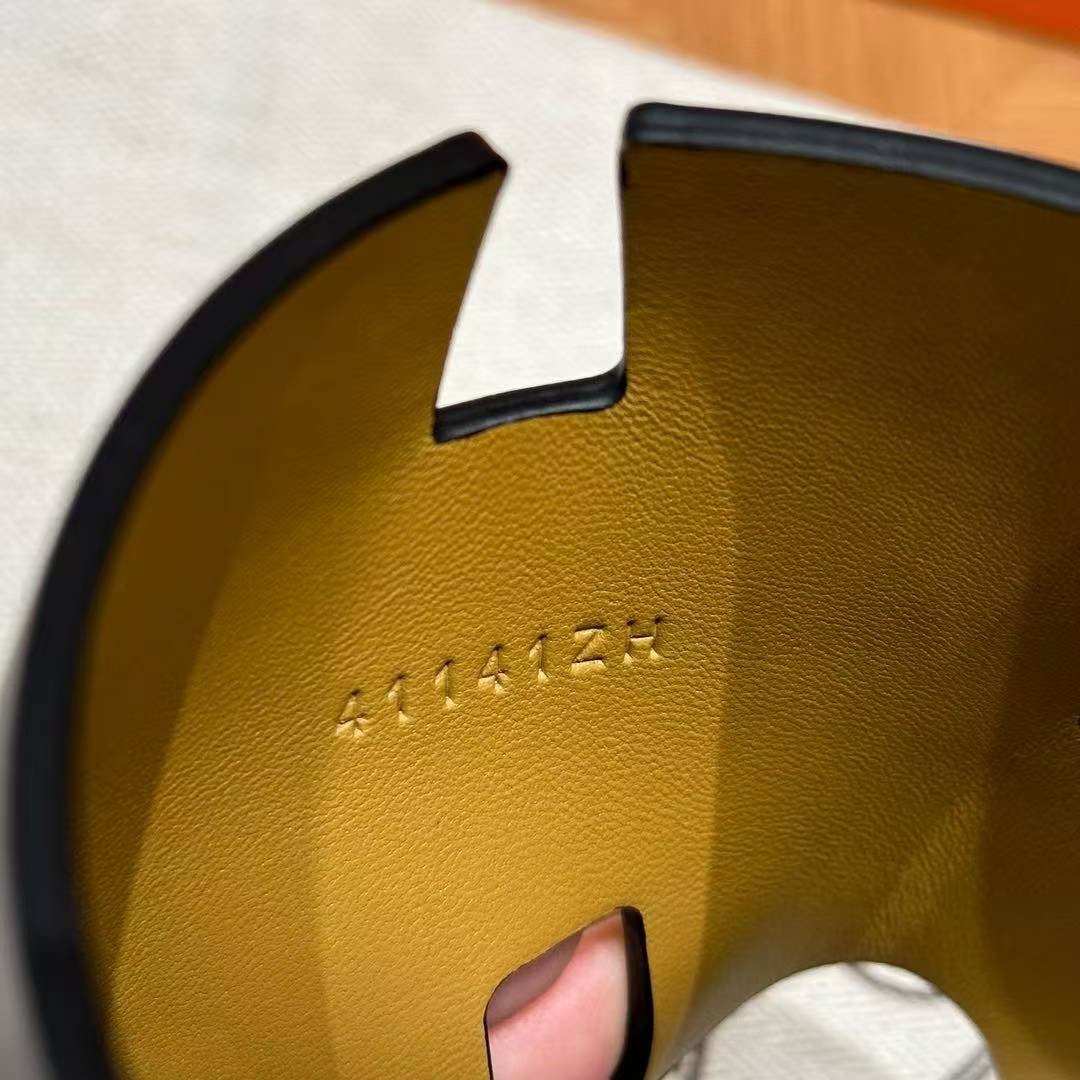 Hermes Izmir Sandal Men Calfskin Noir H041141ZH01390 - Image 9