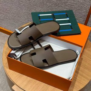Hermes Izmir Sandal Men Epsom Calfskin Etoupe H221824ZHX4390 - Image 11
