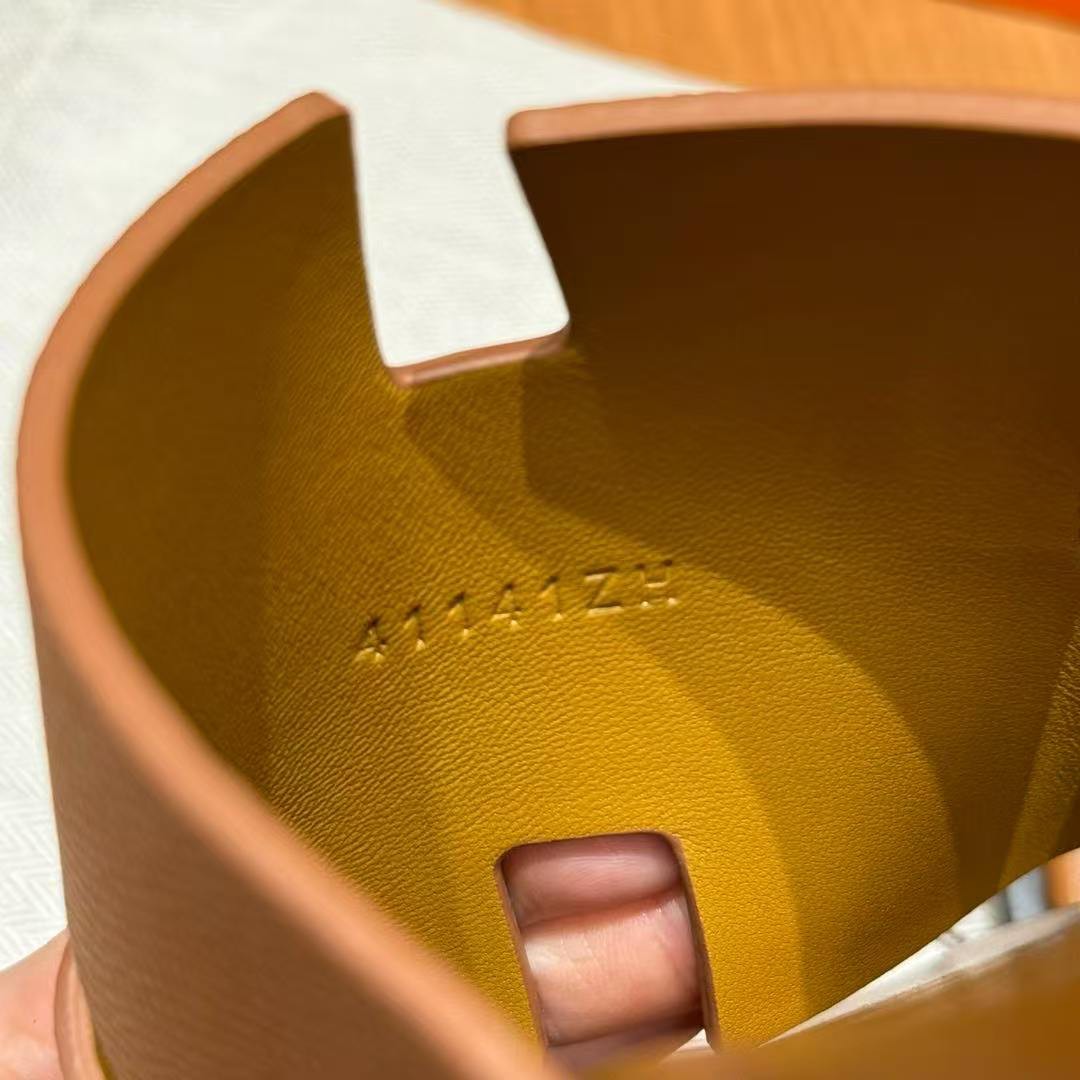 Hermes Izmir Sandal Men Epsom Calfskin Gold - Image 6