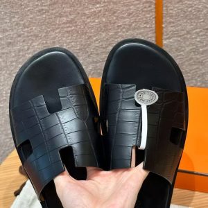 Hermes Izmir Sandal Men Matte Mississippiensis Alligator Black - Image 11