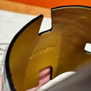 Alternative view of Hermes Izmir Sandal Men Matte Mississippiensis Alligator Black Gris Eatin