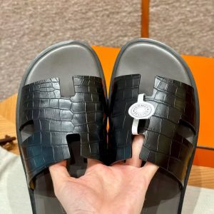 Hermes Izmir Sandal Men Matte Mississippiensis Alligator Black Gris Eatin - Image 7