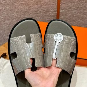 Hermes Izmir Sandal Men Matte Mississippiensis Alligator Gris Tourterelle Gris Étain - Image 7