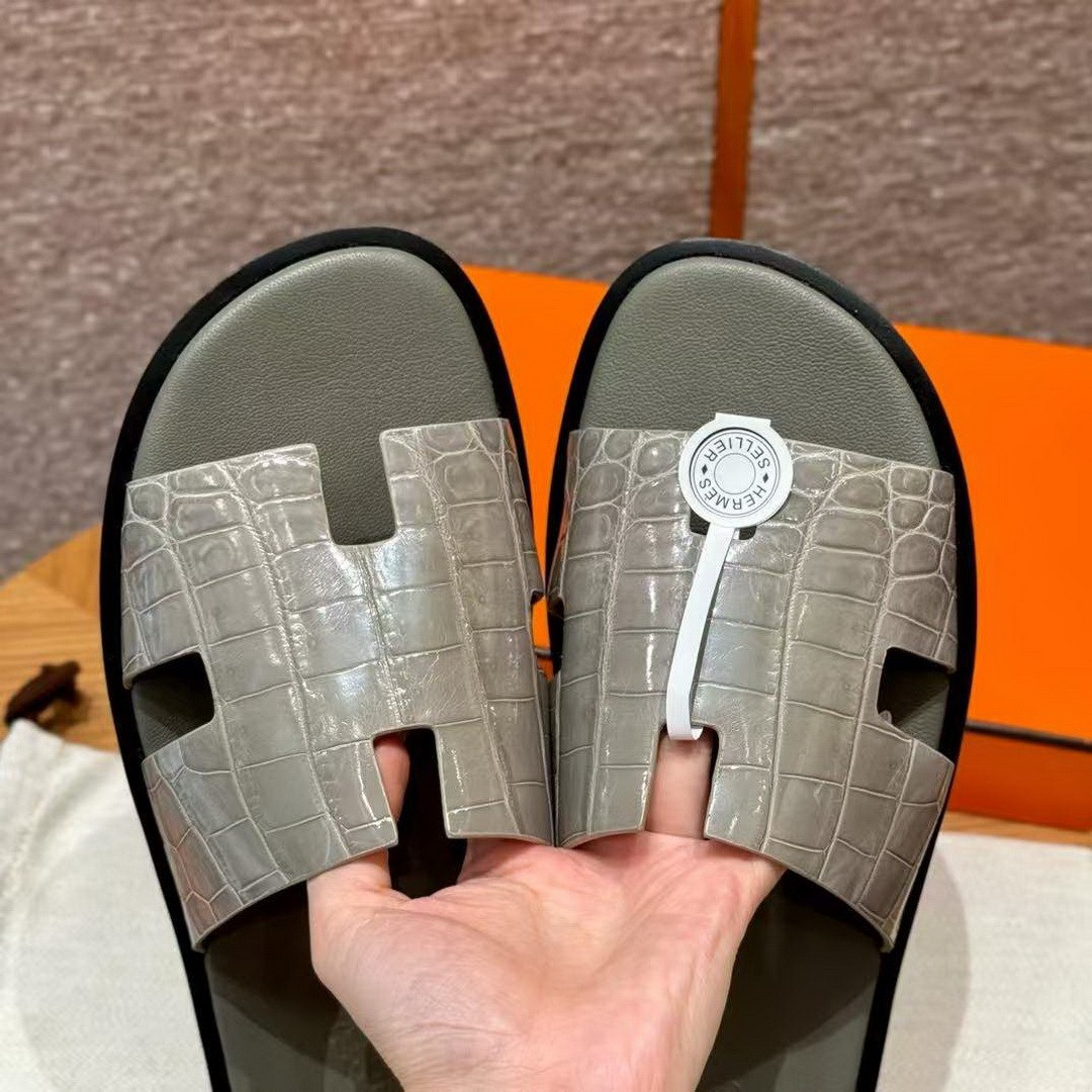 Hermes Izmir Sandal Men Matte Mississippiensis Alligator Gris Tourterelle Gris Étain - Image 7