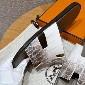 Hermes Izmir Sandal Men Matte Mississippiensis Alligator Himalaya Etoupe Black - Image 6