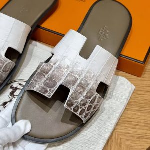 Hermes Izmir Sandal Men Matte Mississippiensis Alligator Himalaya Etoupe Black - Image 3