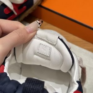 Hermes Jet Sneaker Blanc Marine Rouge Cinétique Blanc H242923ZHI3400 - Image 11