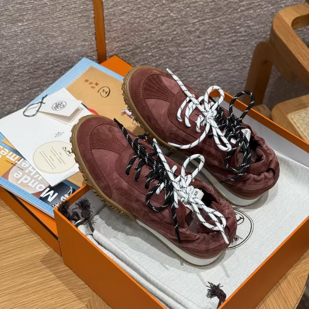 Hermes Jet Sneaker Rose Antique Rouge Sépia H242153Z RA350 - Image 3
