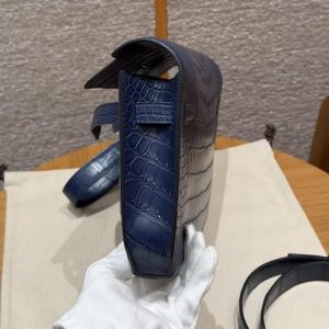 Hermes Kelly Depeches 25 Pouch Handmade In Matte Alligator Leather from Mississippi Silver Hardware 73 Blue Saphir - Image 13