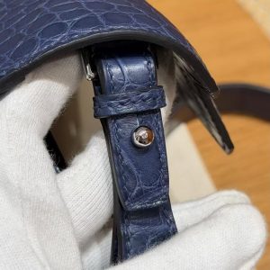 Hermes Kelly Depeches 25 Pouch Handmade In Matte Alligator Leather from Mississippi Silver Hardware 73 Blue Saphir - Image 10