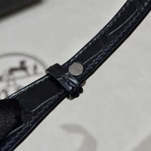 Hermes Kelly Depeches 25 Pouch Handmade In Matte Alligator Leather from Mississippi Silver Hardware 89 Noir - Image 4
