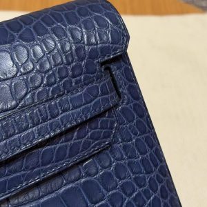 Hermes Kelly Depeches 25 Pouch Handmade In Matte Alligator Leather from Mississippi Silver Hardware 73 Blue Saphir - Image 8
