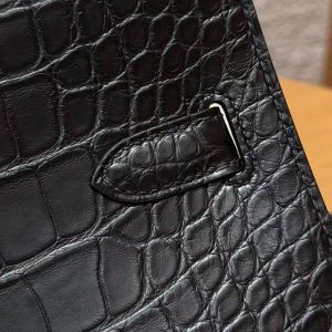 Hermes Kelly Depeches 25 Pouch Handmade In Matte Alligator Leather from Mississippi Silver Hardware 89 Noir - Image 7
