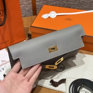 Hermes Kelly Classique To Go Wallet Handmade In Epsom Calfskin Leather Gold Hardware 4Z Girs Mouette - Image 10