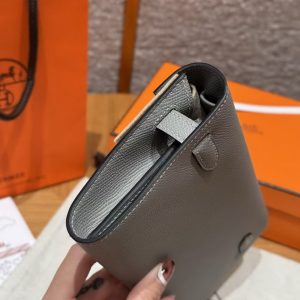 Hermes Kelly Classique To Go Wallet Handmade In Epsom Calfskin Leather Gold Hardware 4Z Girs Mouette - Image 20