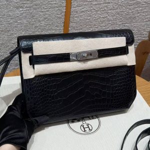 Hermes Kelly Depeches 25 Pouch Handmade In Matte Alligator Leather from Mississippi Silver Hardware 89 Noir