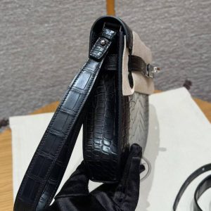 Hermes Kelly Depeches 25 Pouch Handmade In Matte Alligator Leather from Mississippi Silver Hardware 89 Noir - Image 17