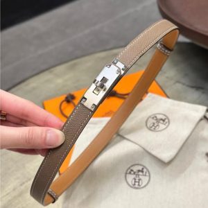 Hermes Kelly 18 Belt Epsom Calfskin Kelly Buckle Permabrass Yellow Gold Étoupe H069853CC18 - Image 22