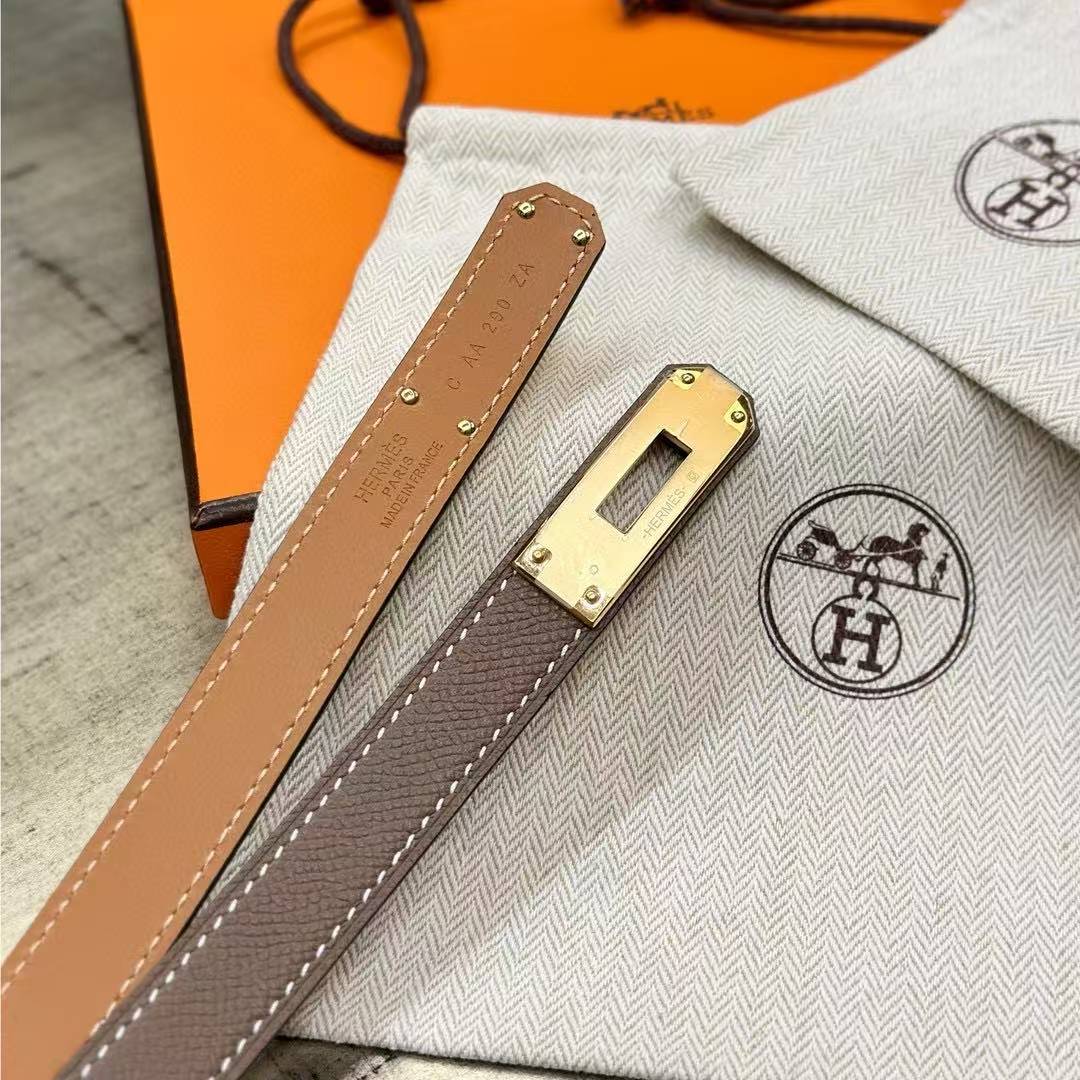 Hermes Kelly 18 Belt Epsom Calfskin Kelly Buckle Permabrass Yellow Gold Étoupe H069853CC18 - Image 15