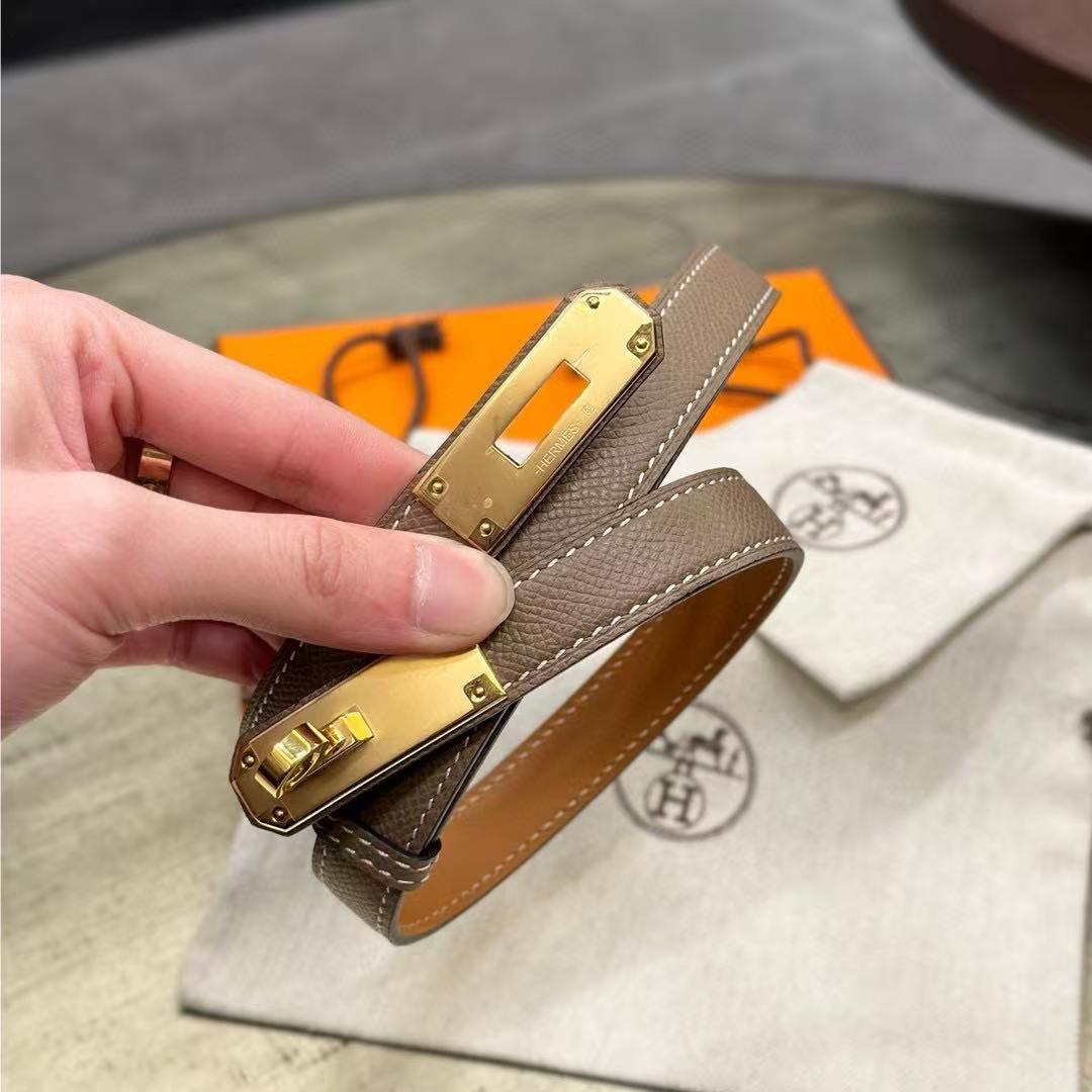 Hermes Kelly 18 Belt Epsom Calfskin Kelly Buckle Permabrass Yellow Gold Étoupe H069853CC18 - Image 13