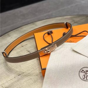 Hermes Kelly 18 Belt Epsom Calfskin Kelly Buckle Permabrass Yellow Gold Étoupe H069853CC18 - Image 12