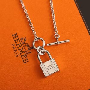 Hermes Kelly Cadenas Pendant Necklace in Sterling Silver H121331B 00 - Image 5