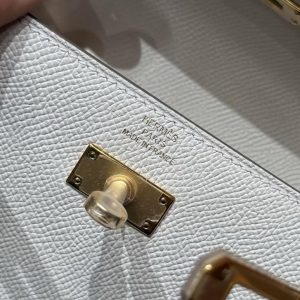 Hermes Kelly Classique To Go Wallet Handmade In Epsom Calfskin Leather Gold Hardware 10 Craie - Image 13