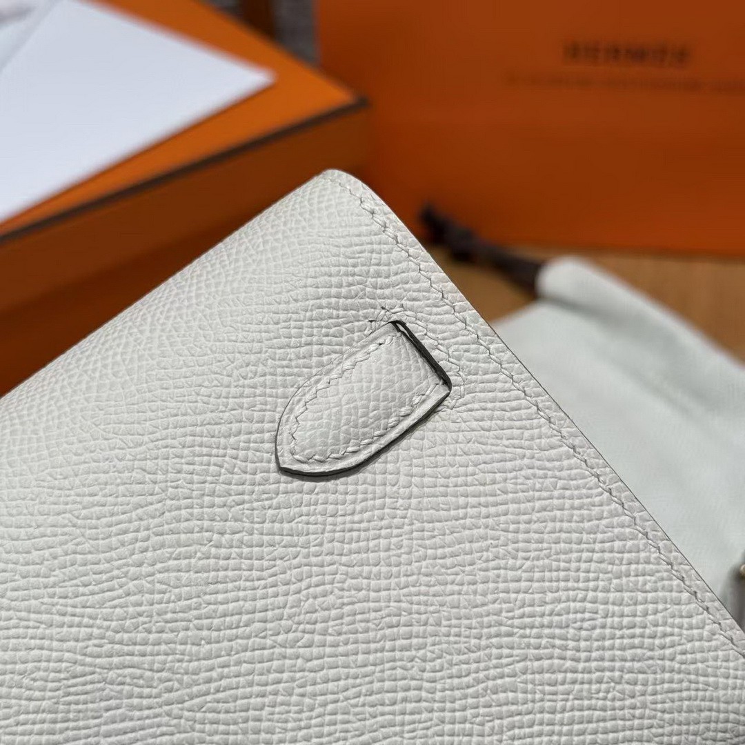 Hermes Kelly Classique To Go Wallet Handmade In Epsom Calfskin Leather Gold Hardware 10 Craie - Image 8