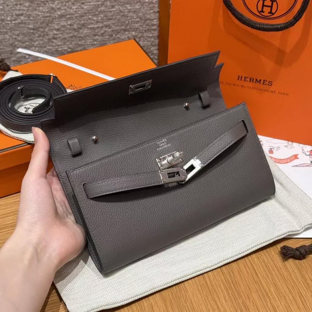 Hermes Kelly Classique To Go Wallet Handmade In Epsom Calfskin Leather Silver Hardware 8F Etain - Image 14