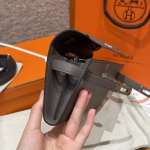 Hermes Kelly Classique To Go Wallet Handmade In Epsom Calfskin Leather Silver Hardware 8F Etain - Image 12