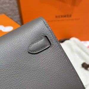 Hermes Kelly Classique To Go Wallet Handmade In Epsom Calfskin Leather Silver Hardware 8F Etain - Image 3