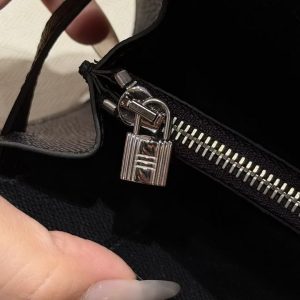 Hermes Kelly Classique To Go Wallet Handmade In Epsom Calfskin Leather Silver Hardware ck89 Noir - Image 11