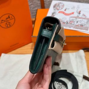 Hermes Kelly Classique To Go Wallet Handmade In KK Ostrich Leather Gold Hardware Z6 Malachite - Image 14