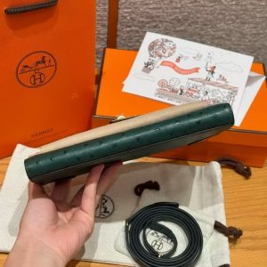 Hermes Kelly Classique To Go Wallet Handmade In KK Ostrich Leather Gold Hardware Z6 Malachite - Image 13