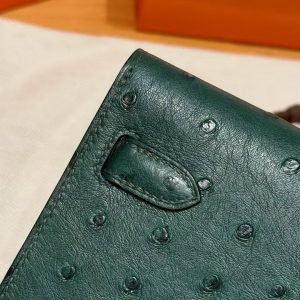 Hermes Kelly Classique To Go Wallet Handmade In KK Ostrich Leather Gold Hardware Z6 Malachite - Image 11