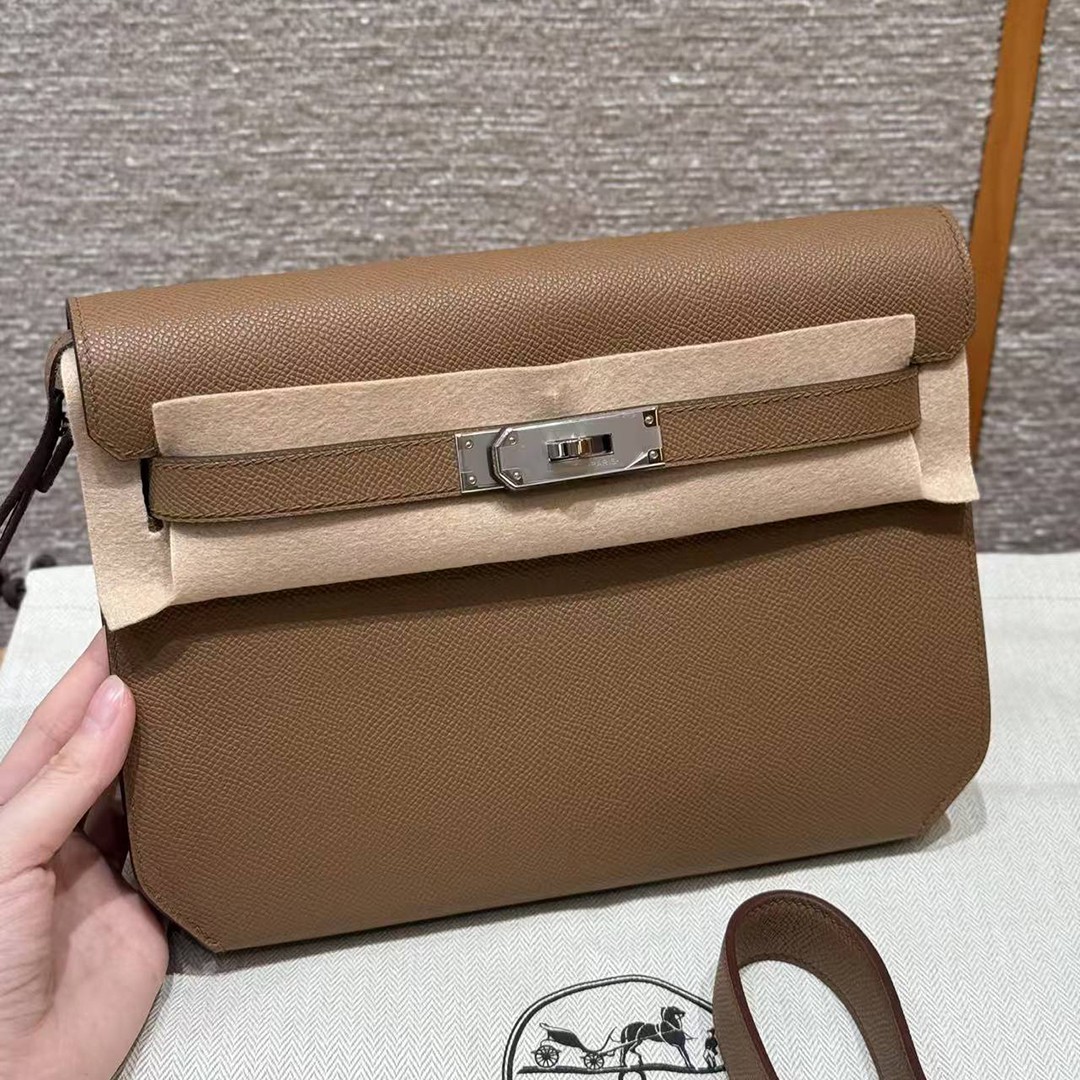Hermes Kelly Depeches 25 Pouch Handmade In Epsom Calfskin Leather Silver Hardware 3G Alezan