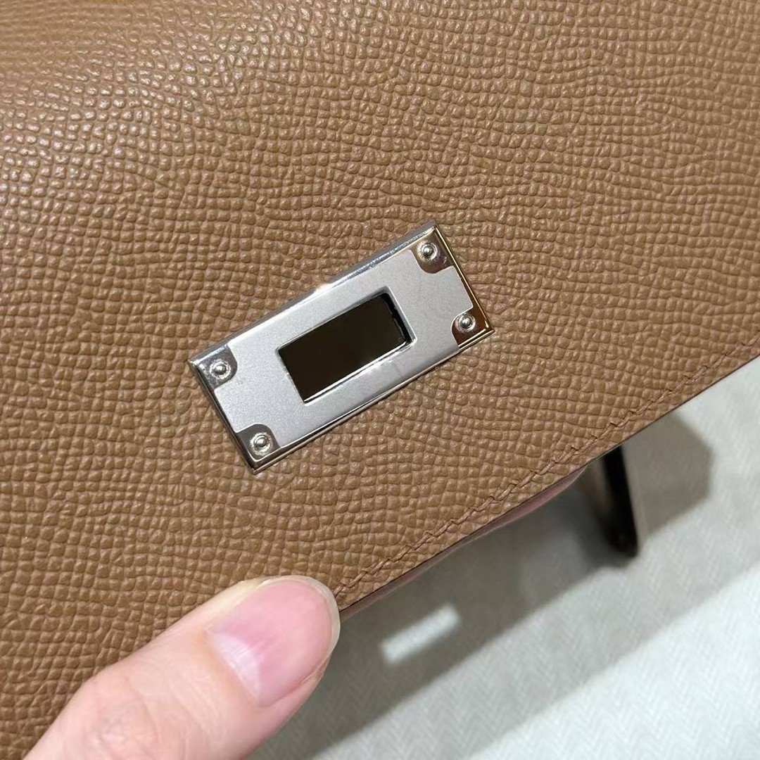 Hermes Kelly Depeches 25 Pouch Handmade In Epsom Calfskin Leather Silver Hardware 3G Alezan - Image 14