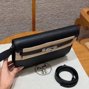 Hermes Kelly Depeches 25 Pouch Handmade In Epsom Calfskin Leather Silver Hardware 89 Noir - Image 17