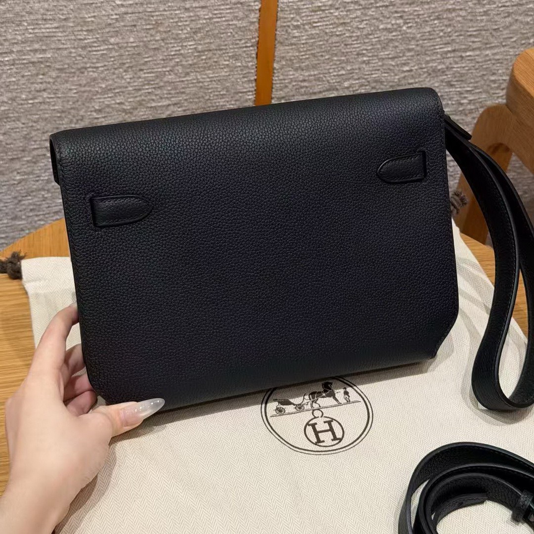 Hermes Kelly Depeches 25 Pouch Handmade In Togo Calfskin Leather Black Hardware 89 Noir - Image 2
