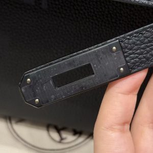 Hermes Kelly Depeches 25 Pouch Handmade In Togo Calfskin Leather Black Hardware 89 Noir - Image 14