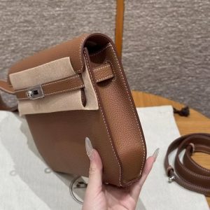 Hermes Kelly Depeches 25 Pouch Handmade In Togo Calfskin Leather Silver Hardware 37 Gold - Image 18