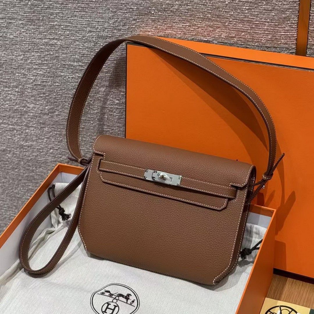 Hermes Kelly Depeches 25 Pouch Handmade In Togo Calfskin Leather Silver Hardware 37 Gold - Image 11